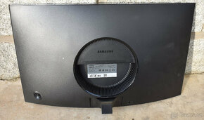 Monitor Samsung C24RG50FQU s poškozeným panelem - 2