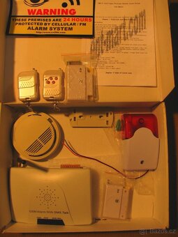 GSM SMS ALARM Signalizace. dálkové ovládaní, Sirena - 2