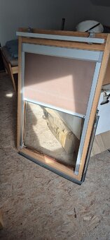 Dřevěná okna VELUX střešní - 2
