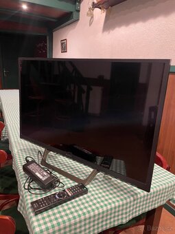 SLEVALED TV SONY Bravia 80 cm - 2