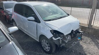 Volkswagen eUP 61kW 36kWh - havarovaný - pojízdný - 2