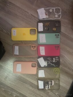 Prodávám kryty na mobil většina z nich na iPhone 11 pro - 2