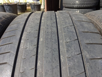 Audi Q7 + VW Touareq - letní pneu Pirelli 285/40/21 109Y - 2