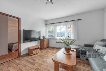 Prodej byty 3+1, garáž, zahrada, 70 m2 - Desná I - 2