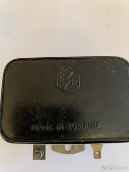 Relé 12V Dacia - 2
