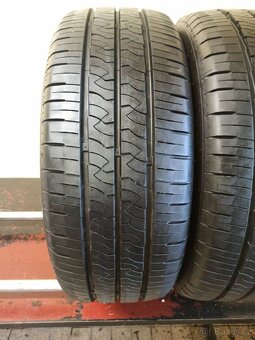 Kumho 235/55 R18 104H 7,5-8mm - 2