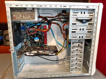 Stolní PC i5 3470 + RX570 - 2