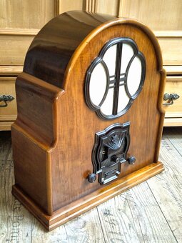 Starožitné rádio Telefunken 341WL, 1931/32, velká kaplička - 2