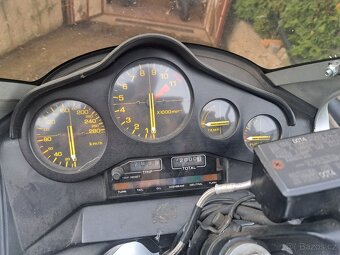 Honda VF 1000F - 2