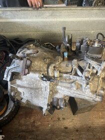 převodovka renault 1.9dci 88kw - 2