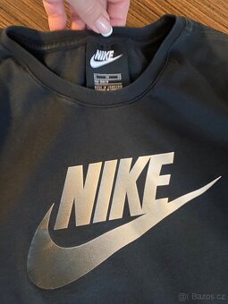 Nike dívčí šaty vel. 156-166cm - 2