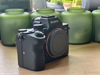 Sony A7 III – Full Frame bezzrcadlovka - 2