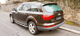 Audi Q7, 3,0 TFSI Quatro 7 míst 2011 - 2