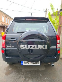 Suzuki Grand vitara 2.0 i - 2