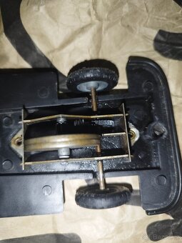 Podvozek na setrvačník asi od Foreign - 2