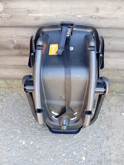 Dětská  autosedačka- novorozenec 0-11 - 2