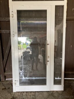 Vchodové hliníkové dveře - 2
