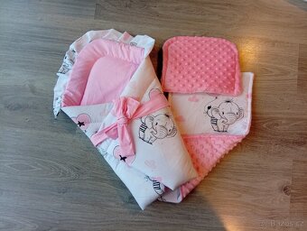 Souprava pro panenky do postýlky - 2