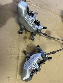 přední brzdy KTM 990 superduke - 2