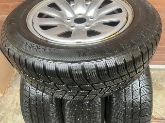 Zimní pneu 215/60/16 sada - 2
