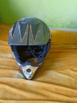 Dětská helma pro 8+ - 2