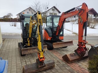 Pásový minibagr Hitachi ZX33 - 2