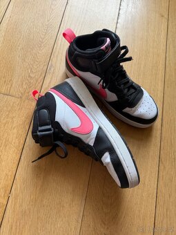 Dámské boty Nike. Vel. 38,5 - 2