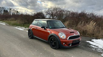 MINI Cooper S 1.6  135 kW Benzín Manuál - 2