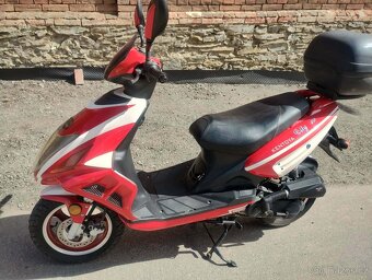 Kentoya zoom 50ccm3 - 2
