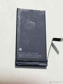 Apple IPhone 14 Baterie 93% kapacita - 2