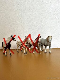 Schleich sada koní, psů, doplňků - 2