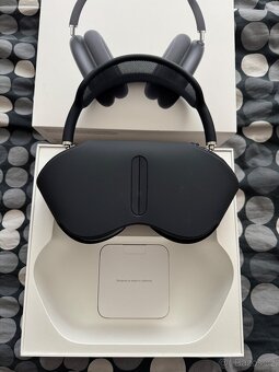 Apple AirPods MAX černé - 2