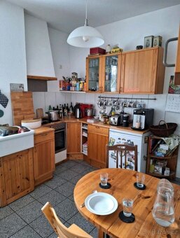 Kuchyňská linka Ikea z masivu borovice ,vč. spotřebičů,3944 - 2