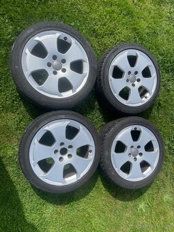 Alu kola + letní pneu R17 Audi - 2