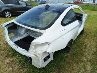Karoserie BMW M4 f82 competition - 2