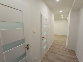Pronájem bytu 3+kk, Slovenského Národního Povstání 2769, Mos - 2