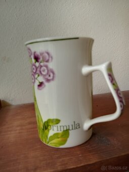 Porcelánový hrnek - Anglie - 2