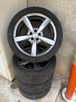 Alu kola 5x100 r17 s pneu 225/45/17 s pěkným vzorkem - 2