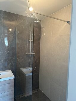 Sprchová zástěna Walk-In Hüppe - 2