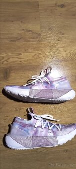 Tenisky Under Armour vel. 40,5 - 2