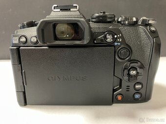 Olympus OM-D EM-1 MK III - 2