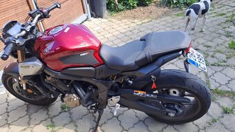 Zánovní Honda CB 650R, sleva 45.000Kč - 2