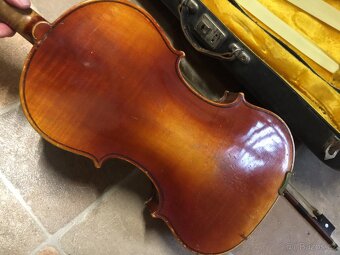 Bartolomeo Giuseppe Guarneri staré housle - 2
