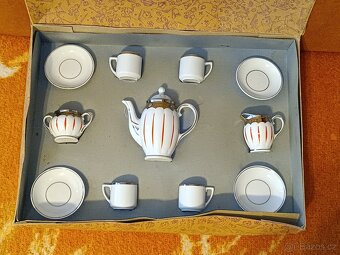 Porcelánový servis pro panenky - 2