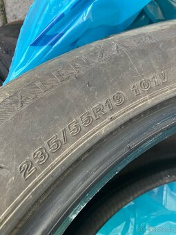 Letní pneu Bridgestone 235/55R19 - 2