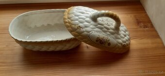 Keramicka doza na chleba. - 2