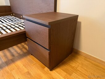 Postel MALM 160x200,noční stolky a komoda - 2