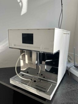 Kávovar MIELE CM 7500 - 2