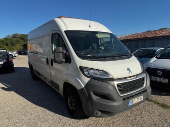 Peugeot Boxer, 2.2d 110kw, žluté majáky, tažné - 2