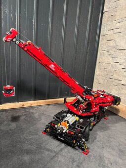 LEGO Technic 42082 – Terénní jeřáb- přes 4000 dílů - 2